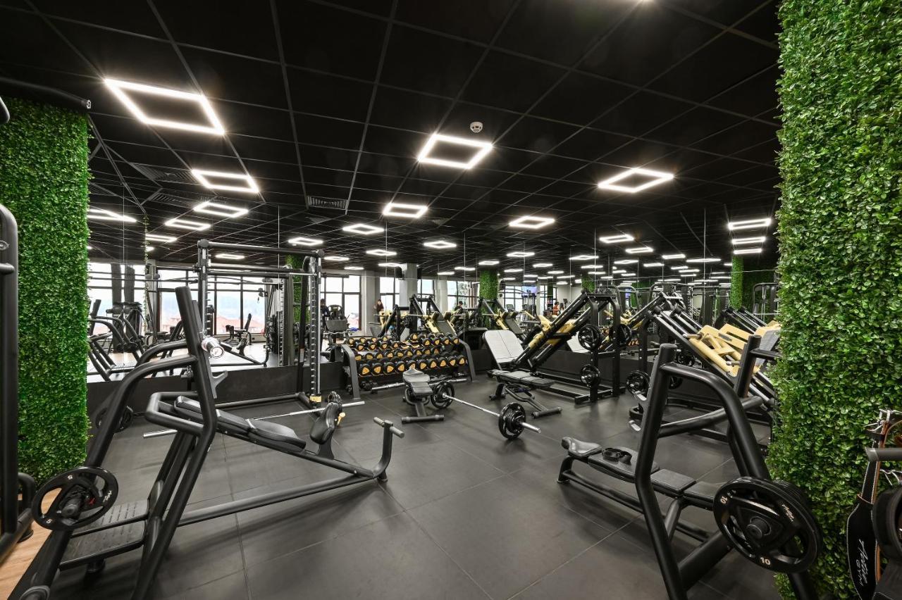Grand Hotel Velingrad Exteriér fotografie The gym at the headquarters of the company